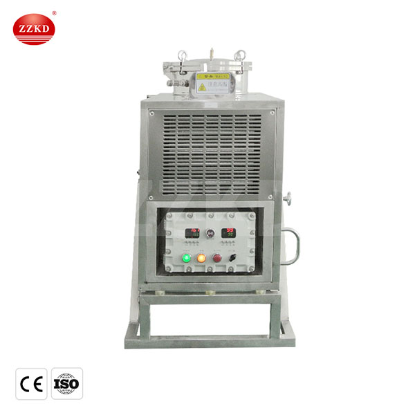 Solvent recovery machine