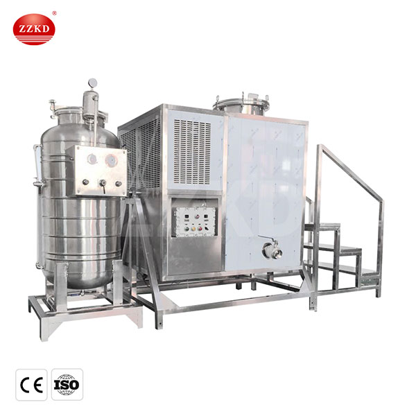 Solvent recovery machine